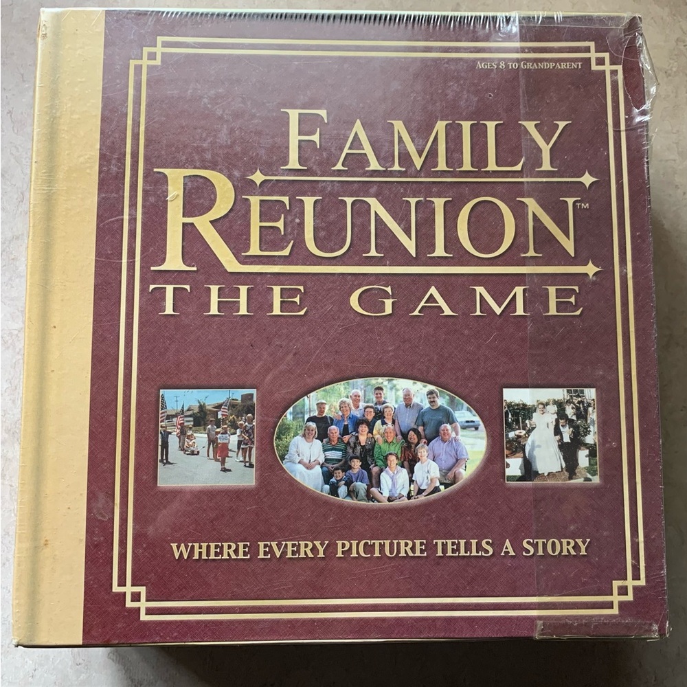 Family Reunion The Game - Burgundy and Gold